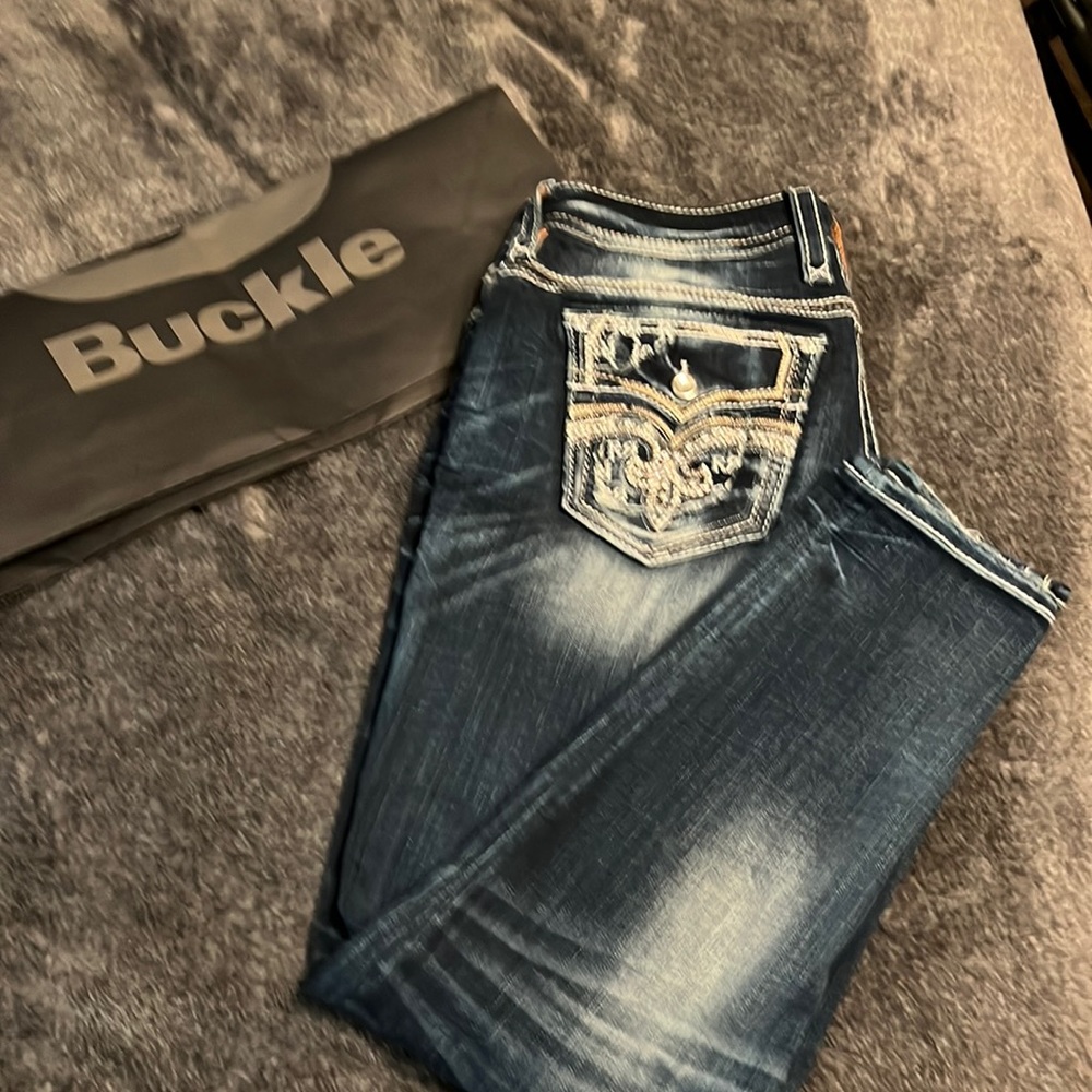 Women’s Rock Revival Easy Skinny jeans